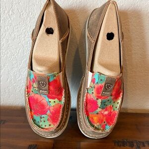Ariat cruisers Women's Floral Loafers - Brown and Red
